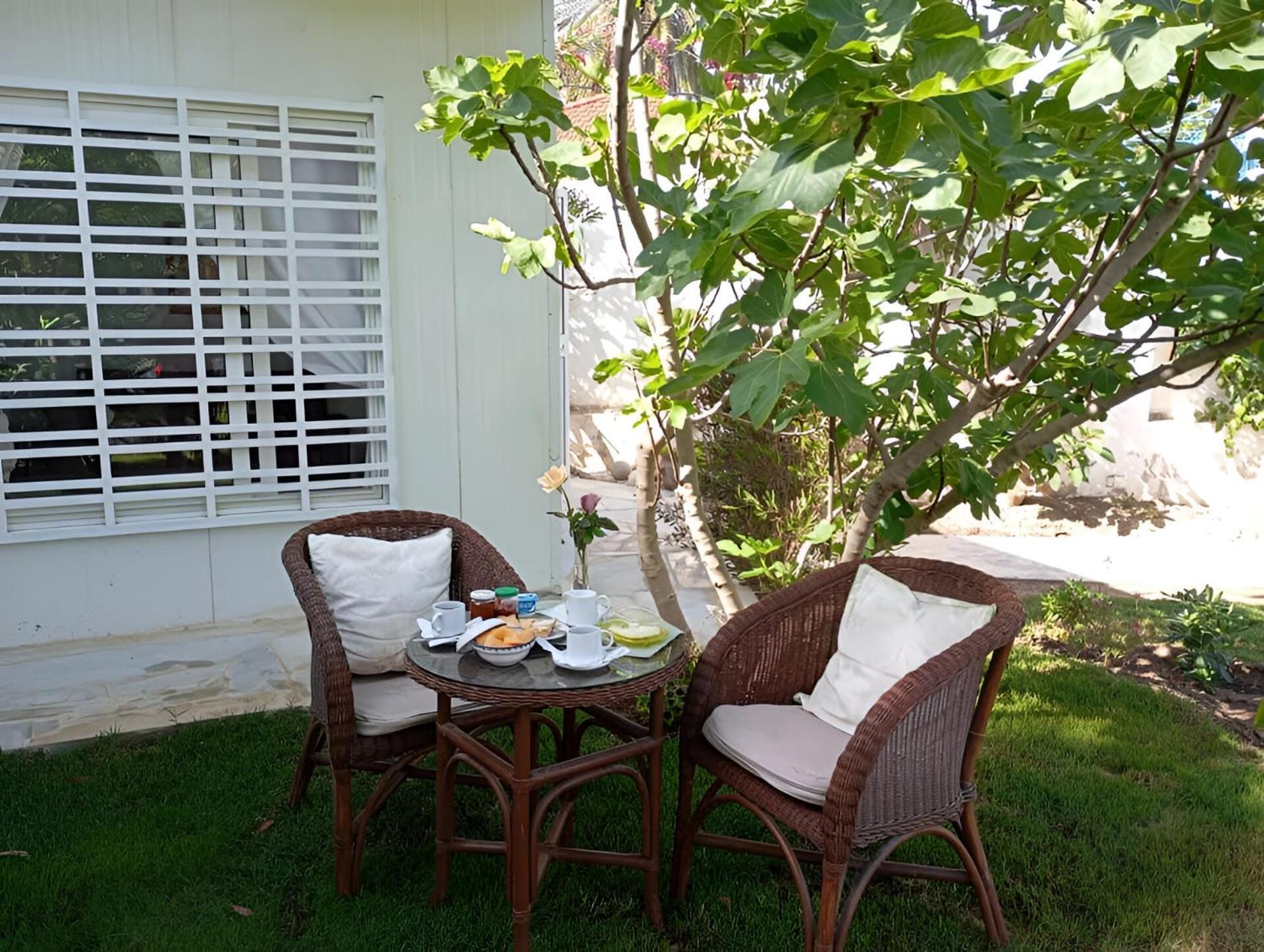Вилла Au Bout Du Jardin Карфаген Экстерьер фото